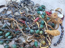Chaînes, colliers, pendentifs d'occasion  Figeac