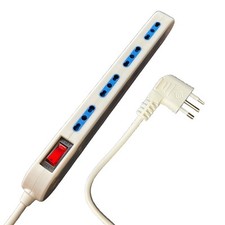 Multipresa elettrica salvaspaz usato  Italia