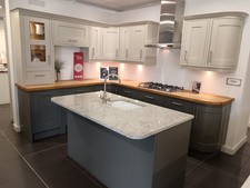 Premium retail show for sale  BATHGATE
