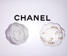 Chanel camelia spilla usato  Collesalvetti