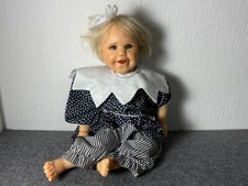 Poupée artiste sybille d'occasion Poupée artiste sybille d'occasion  Expédié en France