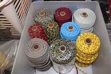 Surplus Nation Paracord, você escolhe a cor, tipo III, 550LB nylon trançado EUA comprar usado  Enviando para Brazil