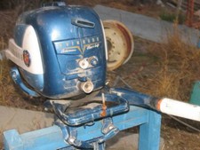 Barco de popa Evinrude 5 1/2 hp água doce  comprar usado Barco de popa Evinrude 5 1/2 hp água doce  comprar usado  Enviando para Brazil