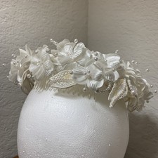 Antiga coroa de tiara de pérolas e flores falsas com pente casamento nupcial formatura quinceañera, usado comprar usado  Enviando para Brazil