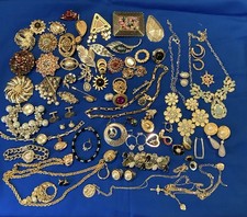 costume jewelry pound for sale  Davison