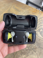 Mint bose soundsport for sale  NORTHOLT