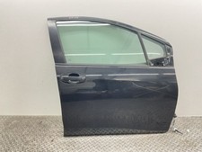 Tür vorn 670010d230 gebraucht kaufen  Rudelzhausen