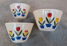 Tigelas de mistura vintage de tulipa de vidro leitoso Fire King - Conjunto de 3 comprar usado  Enviando para Brazil