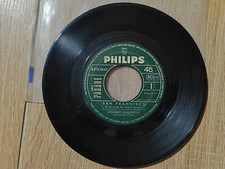 45t johnny hallyday d'occasion  Ambérieu-en-Bugey