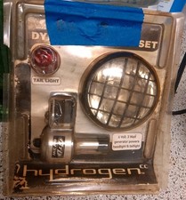 Usado, Dynamo PTI bicicleta gerador 12v com cabeça e lanternas traseiras conjunto fechado  comprar usado Usado, Dynamo PTI bicicleta gerador 12v com cabeça e lanternas traseiras conjunto fechado  comprar usado  Enviando para Brazil