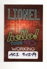 Lionel Richie 2019 Hello Tour Working Crew Satin Backstage Pass comprar usado  Enviando para Brazil