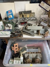 Hornby buildings accessories for sale Hornby buildings accessories for sale  BEDFORD