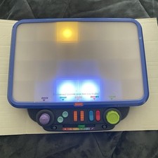 Usado, Estação de luz sensorial brilhante Fisher-Price mesa elétrica de atividades de aprendizagem comprar usado  Enviando para Brazil