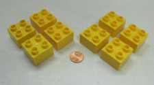 Lote de 8 blocos LEGO Duplo CLÁSSICO AMARELO 2x2 tijolos casa castelo construção estrutura comprar usado  Enviando para Brazil