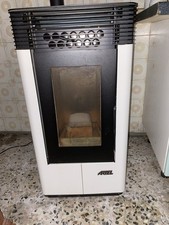 Stufa pellet artel usato  Motta Baluffi