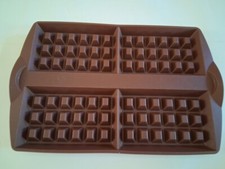 Tupperware moule gaufre d'occasion  Ballan-Miré
