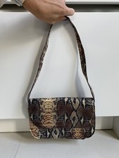 Kleine handtasche schlangenopt gebraucht kaufen  München