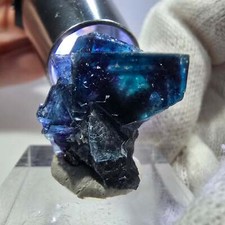 Amostra de cubo de fluorita fantasma, zonal - Novo achado! Okorusu, Namíbia 25*29*17mm comprar usado  Enviando para Brazil