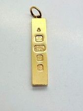 9ct yellow solid for sale 9ct yellow solid for sale  SOUTHEND-ON-SEA