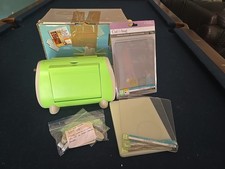 Cricut cuttlebug goffratura usato  Spedire a Italy