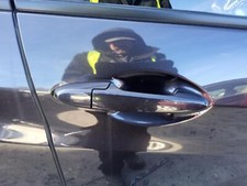 Maçaneta externa dianteira direita usada serve: 2016 Honda Hr-v porta corpo dianteiro colo comprar usado  Enviando para Brazil