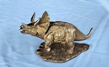 FIGURA ESCULTURA DINOSSAURO TRICERATOPS resina dourada comprar usado  Enviando para Brazil