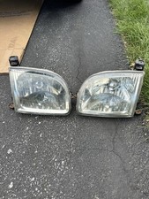 Toyota tundra headlight for sale  Hershey