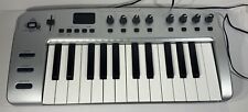 Teclado M-Audio O2 controlador USB MIDI - desligamento testado, sem cabo USB comprar usado  Enviando para Brazil
