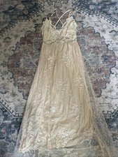 Magnolia size women for sale  Kapaau
