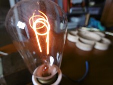 Ancienne lampe filament d'occasion  Marmande