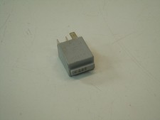 Relé de buzina VW Saveiro 5U Mk3 número 449 1K0951253 comprar usado  Enviando para Brazil