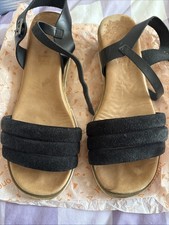 Womens leather sandals for sale  DEAL