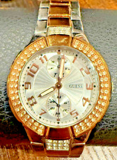 Relógio Pre-Loved Guess feminino mini prisma dois tons W15072L2 totalmente funcional muito bom estado comprar usado  Enviando para Brazil