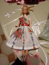 Barbie ballerina 1975 usato  Giardini Naxos