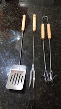 Set barbecue untensils for sale Set barbecue untensils for sale  BEDFORD