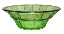 Jeannette depression glass d'occasion  Expédié en Belgium