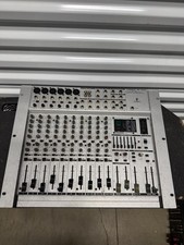 Mixer elétrico vintage Behringer Europower MX1804X 400W comprar usado  Enviando para Brazil