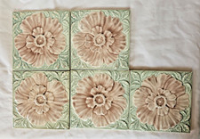 UM GRUPO DE 5 AZULEJOS ANTIGOS DE 6 POLEGADAS DESIGN FLORAL NINTON MAJÓLICA (A) comprar usado  Enviando para Brazil