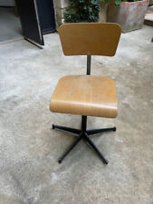 Chaises industrielles d'occasion  Carpentras