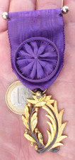 Medaille officier ordre d'occasion  Colomiers