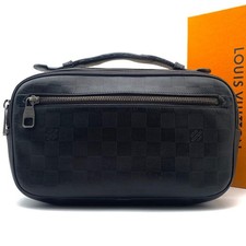 Bolsa tiracolo Louis Vuitton Damier Infini guarda-chuva ônix preta comprar usado Bolsa tiracolo Louis Vuitton Damier Infini guarda-chuva ônix preta comprar usado  Enviando para Brazil