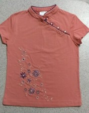 Camiseta Xhilaration Casual Top Blusa Feminina Tamanho P. Bordado Mao Decote Fino comprar usado  Enviando para Brazil
