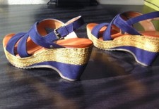 Sommerschuhe keilabsatz mustan gebraucht kaufen  Mandelbachtal