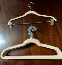Pacote com 14 cabides de roupas de veludo ultrafinos antiderrapantes comprar usado  Enviando para Brazil