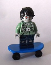 Lego figurine zombie d'occasion  Saint-Raphaël