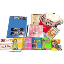 Lote de livros, chapéu, fotos, CD, pacotes Chupa Chups etc das Spice Girls 1997 comprar usado  Enviando para Brazil