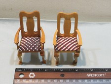 Usado, Cadeiras estofadas vintage em miniatura para braço de jantar para casa de bonecas comprar usado  Enviando para Brazil