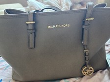 Bolsa de ombro Michael Kors jet set cinza couro saffiano bolsa de viagem grande comprar usado  Enviando para Brazil