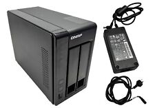 Servidor NAS QNAP TS-219P II 2 baías All-In-One + 2x HDDs de 2TB + adaptador e cabo Pwr comprar usado  Enviando para Brazil