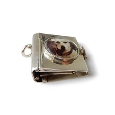 Álbum de fotos vintage prata maciça esmalte Jack Russel Terrier medalhão de cachorro livro comprar usado  Enviando para Brazil